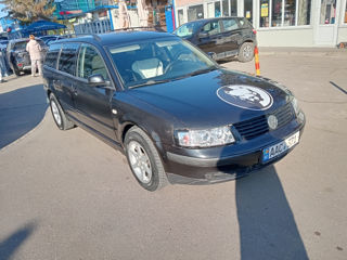 Volkswagen Passat foto 2