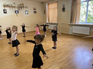 Dansuri pentru copii Chisinau, Танцы детям в Кишиневе foto 1