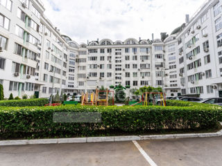 Apartament cu 3 camere, 140 m², Râșcani, Chișinău foto 20