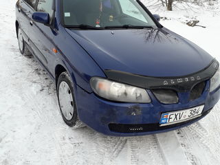 Nissan Almera foto 5