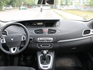 Renault Grand Scenic foto 6