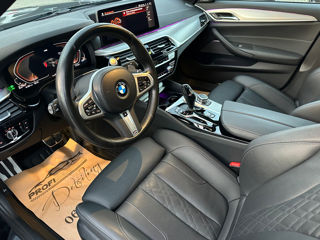 BMW 5 Series foto 8