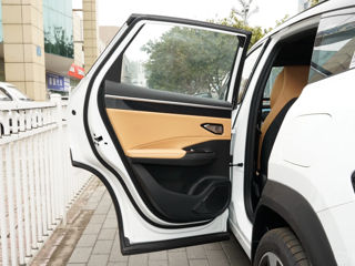 Geely Galaxy L7 foto 18