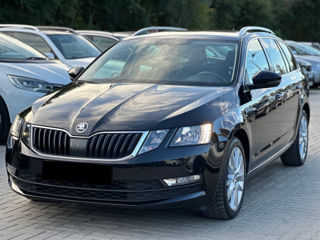 Skoda Octavia foto 1