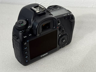 Canon EOS 5D Mark IV Body foto 3