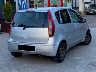 Mitsubishi Colt foto 4