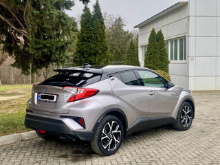 Toyota C-HR foto 3