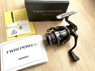 Shimano 24 Twin Power 2500s ,3000MHG ,4000 ,4000PG ЯПОНИЯ foto 8