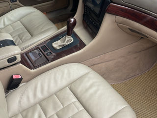 BMW 7 Series foto 8