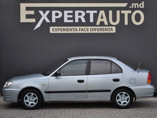 Hyundai Accent foto 4