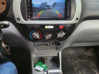 Toyota Rav 4 foto 4