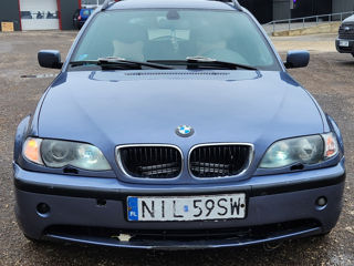 BMW 3 Series Touring foto 3