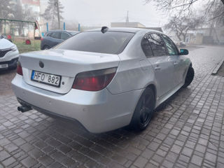 BMW 5 Series foto 4