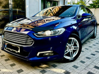 Ford Mondeo foto 10