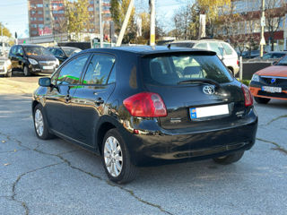 Toyota Auris foto 3