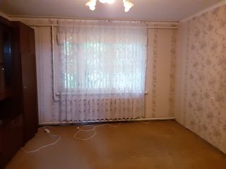 Se vinde apartament cu 3 camere Cahul Ghidro foto 2