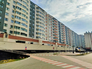 Apartament cu 2 camere, 71 m², Buiucani, Chișinău