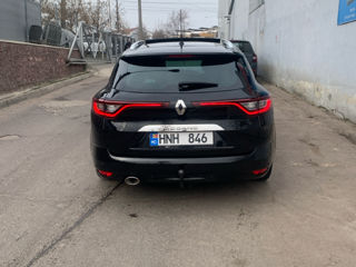 Renault Megane foto 2