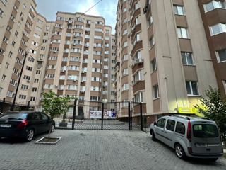 Apartament cu 2 camere, 56 m², Botanica, Chișinău foto 9