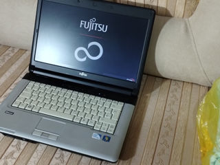 Fujitsu Lifebook S 720 foto 1