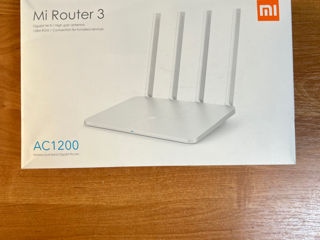 Продам Xiaomi Mi WiFi Router 3