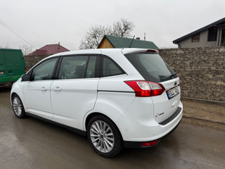 Ford Grand C-MAX foto 6