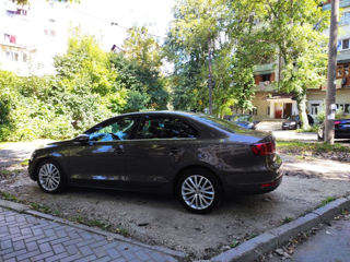 Volkswagen Jetta foto 4