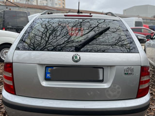 Skoda Fabia foto 2