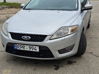 Ford Mondeo foto 2