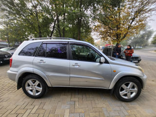 Toyota Rav 4 foto 15