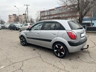 KIA Rio foto 4