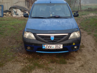 Dacia Logan foto 4