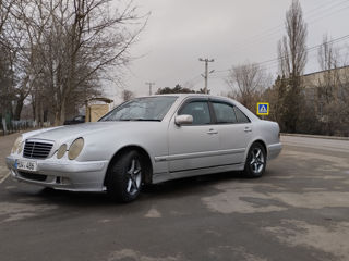 Mercedes E-Class