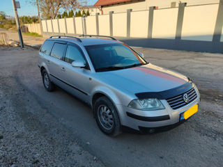 Volkswagen Passat foto 2