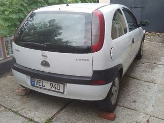 Opel Corsa foto 4