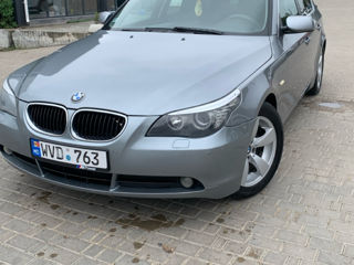 BMW 5 Series foto 4