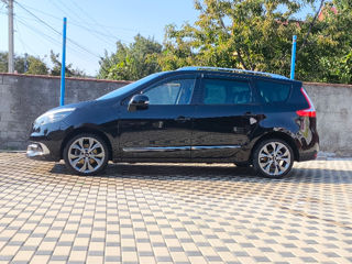 Renault Grand Scenic foto 4