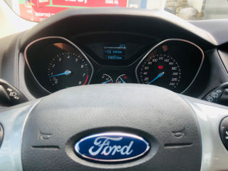 Ford Focus foto 9