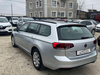 Volkswagen Passat foto 4