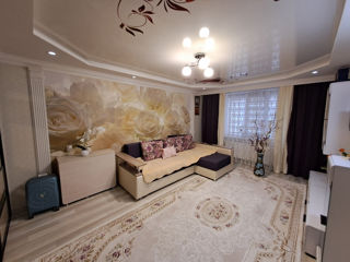 Apartament cu 3 camere, 82 m², Periferie, Ialoveni foto 1