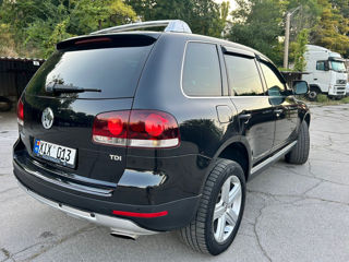 Volkswagen Touareg foto 5