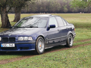 BMW 3 Series foto 3