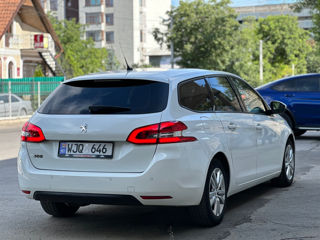 Peugeot 308 foto 6