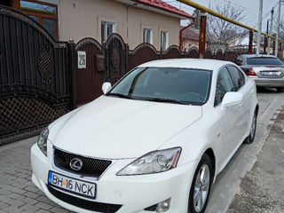 Lexus IS Series