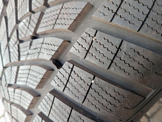 255 35 R19 Goodyear iarna foto 8