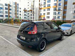 Renault Scenic foto 2