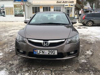 Honda Civic Hibrid foto 1