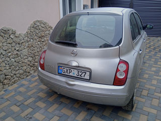 Nissan Micra foto 5