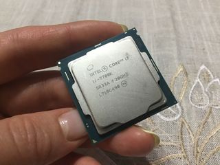 Сumpar procesoare intel i3/i5/i7     (куплю процессоры интел)