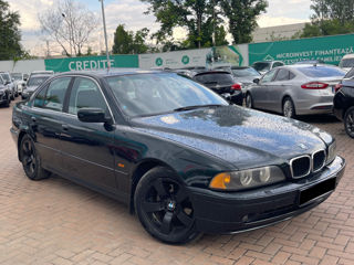 BMW 5 Series foto 5